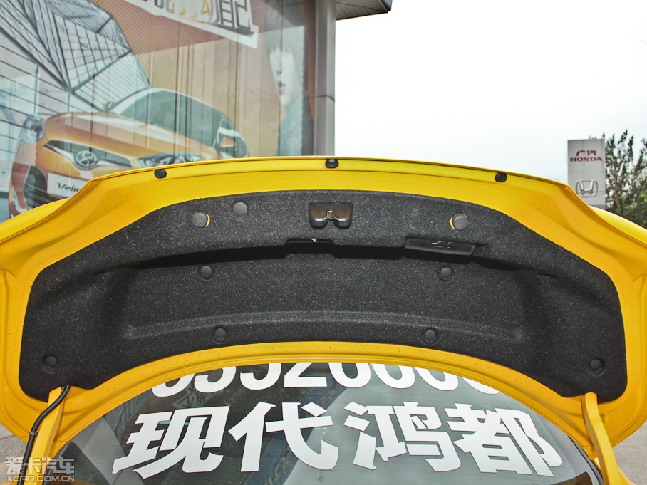 2012��ڶ�˹���� 2.0T �Ԅ��n�Ű�