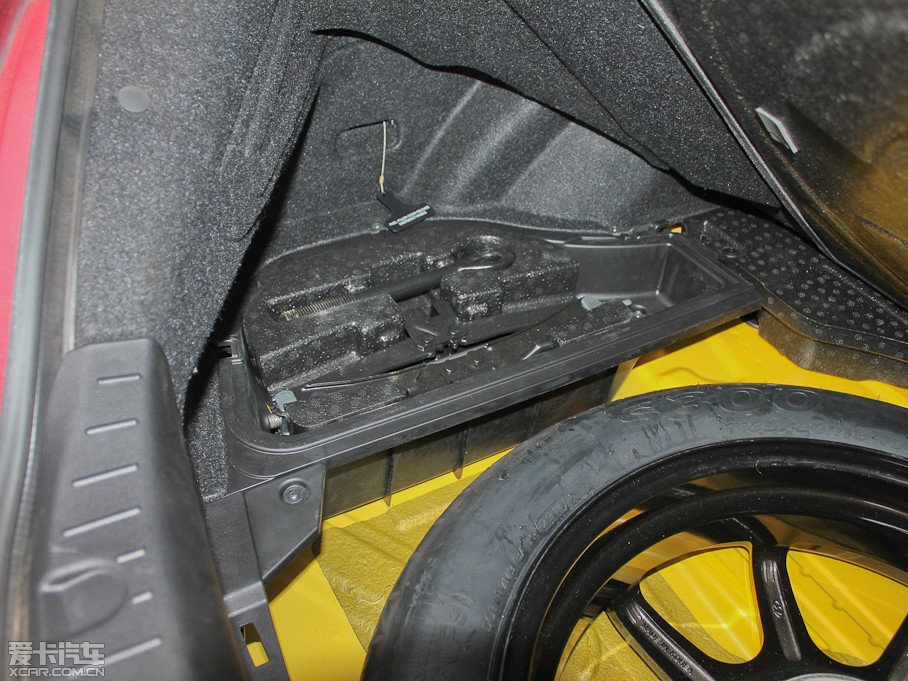 2012��ڶ�˹���� 2.0T �Ԅ��n�Ű�