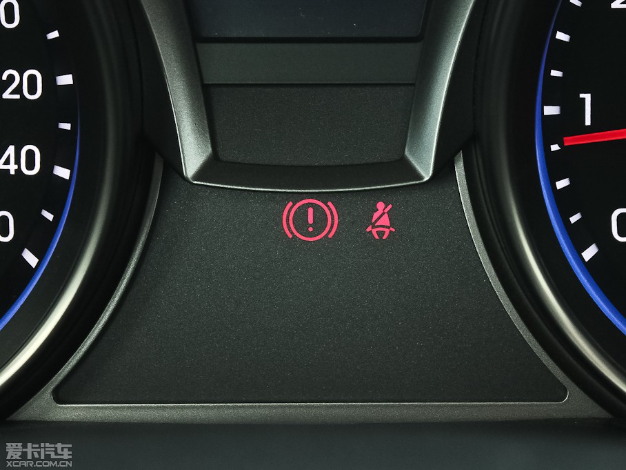 2012��ڶ�˹���� 2.0T �Ԅ��n�Ű�