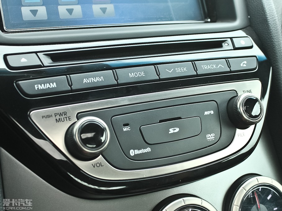 2012��ڶ�˹���� 2.0T �Ԅ��n�Ű�