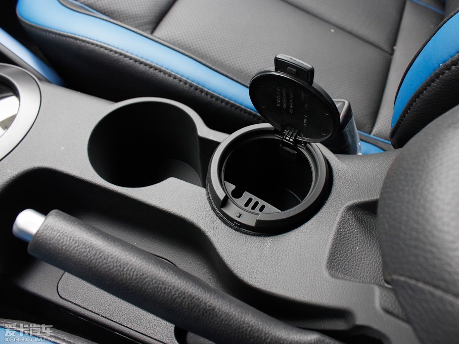 2012Velosterw˼ 1.6T ԄŞ