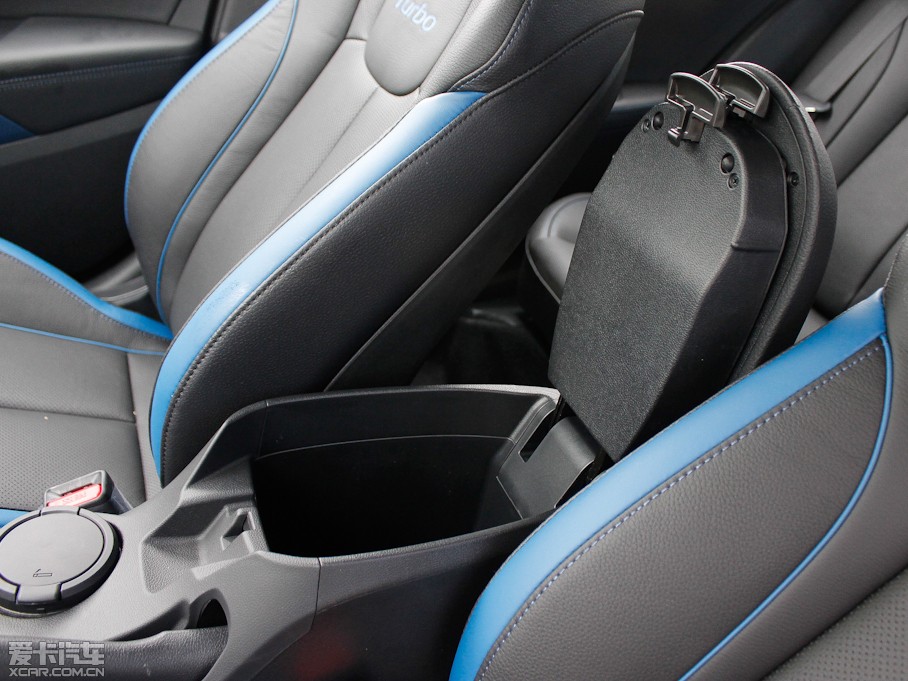 2012Velosterw˼ 1.6T ԄŞ