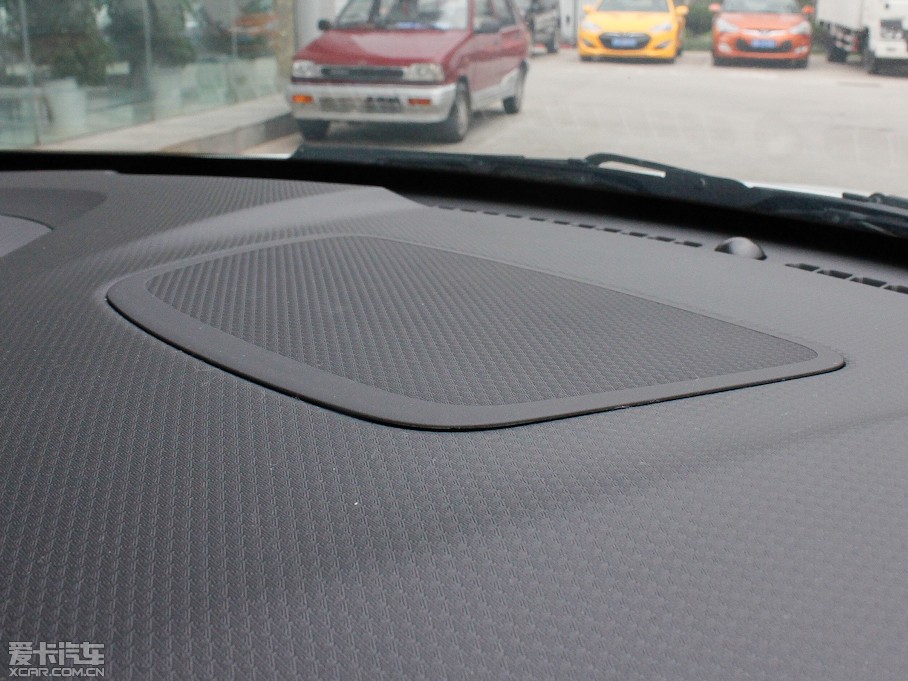 2012Velosterw˼ 1.6T ԄŞ