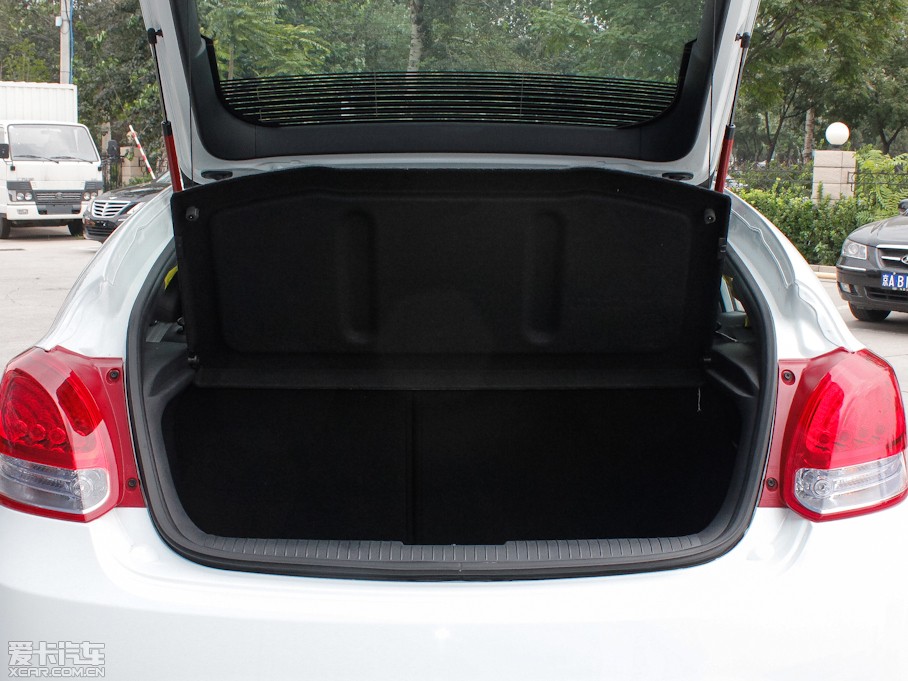 2012Velosterw˼ 1.6T ԄŞ