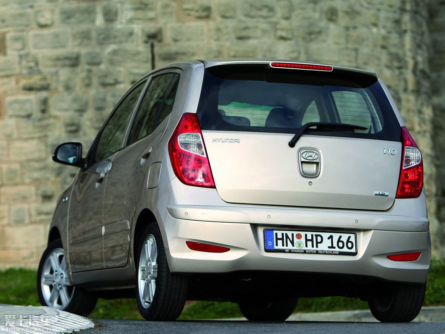 2011i10 