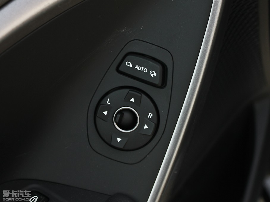 2013_(M) 3.0L ԄŞ 7 WIV