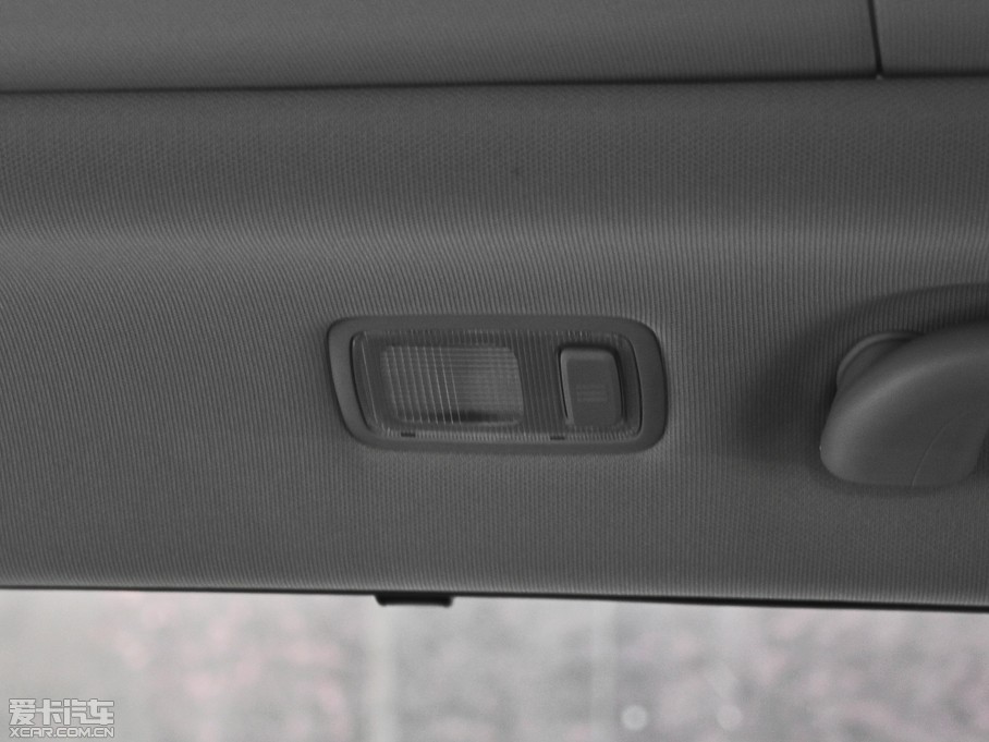 2013_(M) 3.0L Ԅ(q)Ş 7 WIV