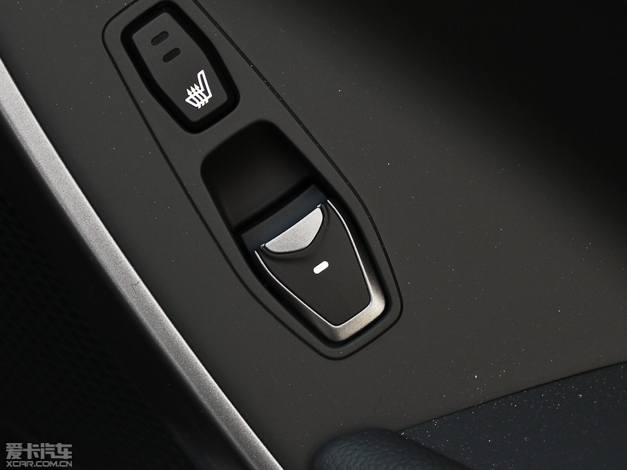 2013����_(d��)(�M(j��n)��) 3.0L �Ԅ�(d��ng)���(q��)��Ş�� 7�� �WIV