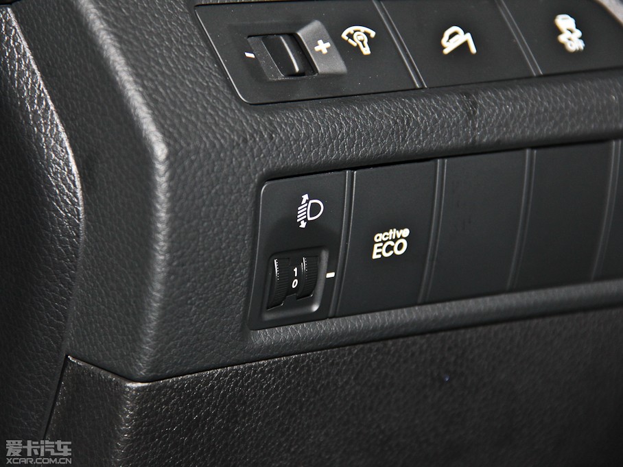 2013_(M) 3.0L Ԅm 7 WV