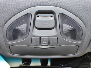 2013款3.0L 自动四驱旗舰版 7座 欧IV 空间座椅