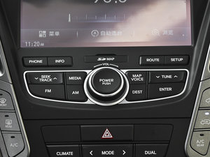 2013款3.0L 自动四驱旗舰版 7座 欧IV 音响调节