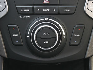 2013款3.0L 自动四驱旗舰版 7座 欧IV 空调调节