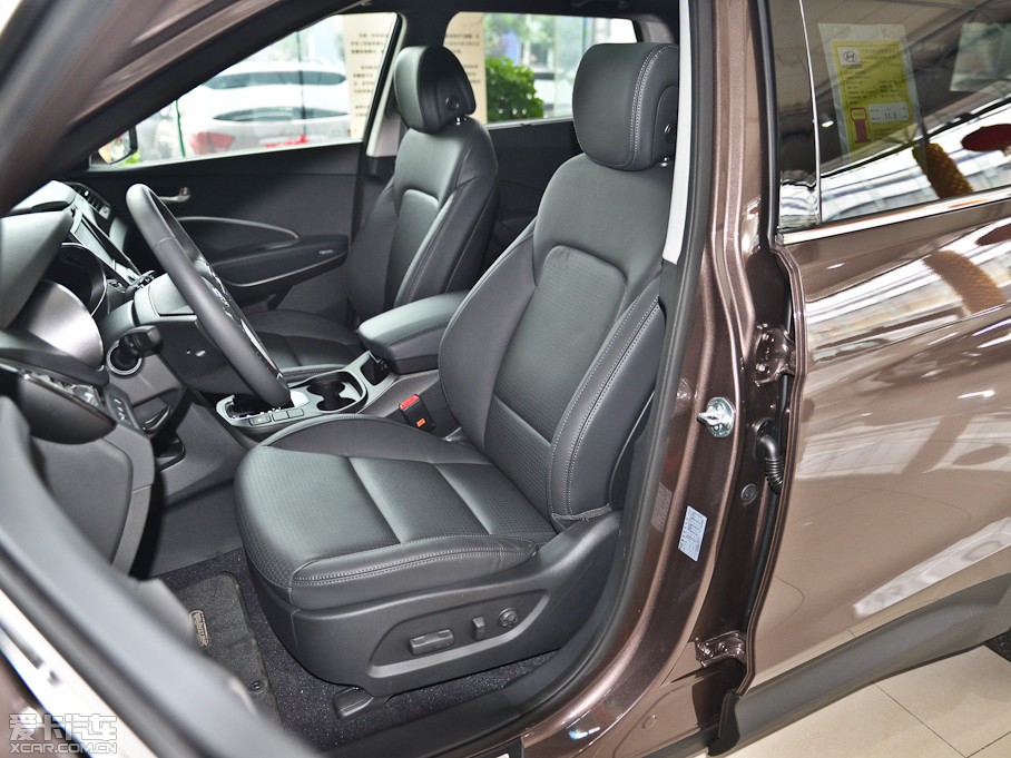 2013���Խ 3.0L 7�������A��