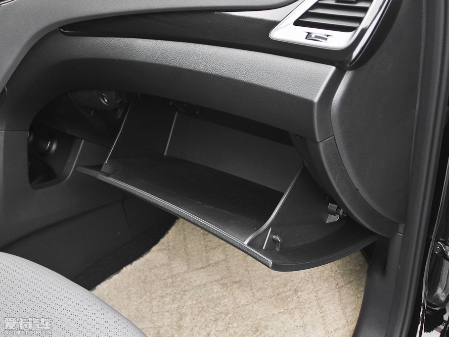 2013���Խ 3.0L 7�������Ş��