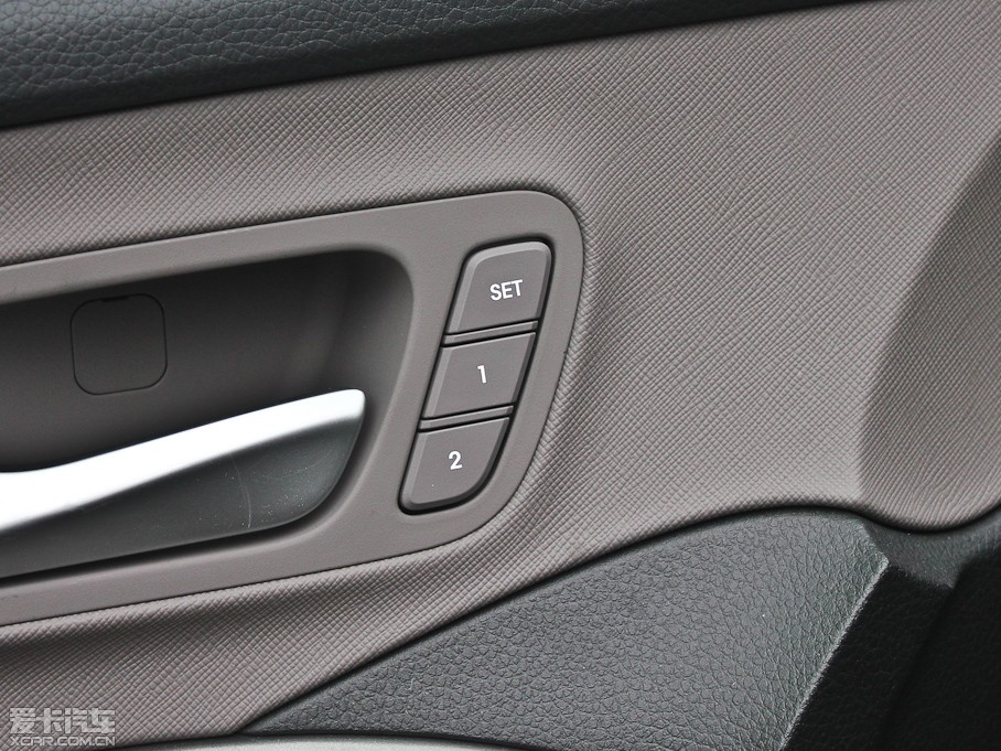 2013���Խ 3.0L 7�������Ş��