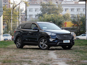 2013款3.0L 7座四驱旗舰版 整体外观