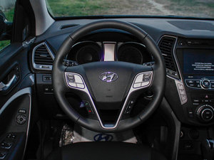 2013款3.0L 7座四驱旗舰版 中控区