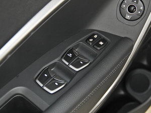 2013款3.0L 7座四驱舒适版 主驾车窗控制区	