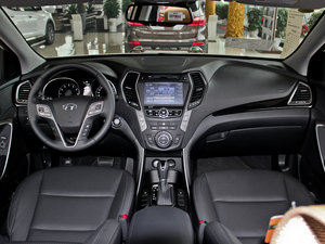 2013款3.0L 7座四驱舒适版 内饰全景