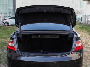 2012款2.0L 舒适版 空间座椅