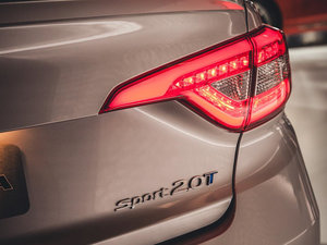 2015��2.0T Sport ��(x��)��(ji��)���^