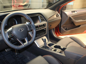 2015��2.0T Sport �п؅^