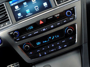 2015��2.0T Sport �п؅^