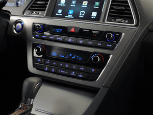 2015��2.0T Sport �п؅^