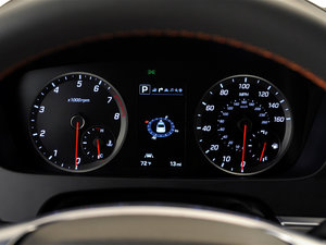 2015��2.0T Sport �п؅^