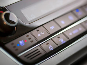 2015������� �п؅^(q��)