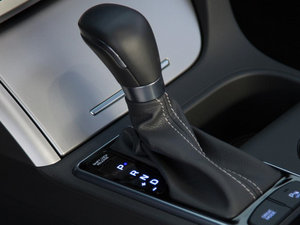 2015��2.0T Sport �п؅^