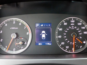 2015��2.0T Sport �п؅^