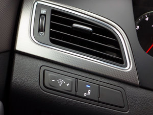 2015��2.0T Sport �п؅^