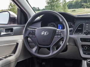 2015��2.0T Sport �п؅^