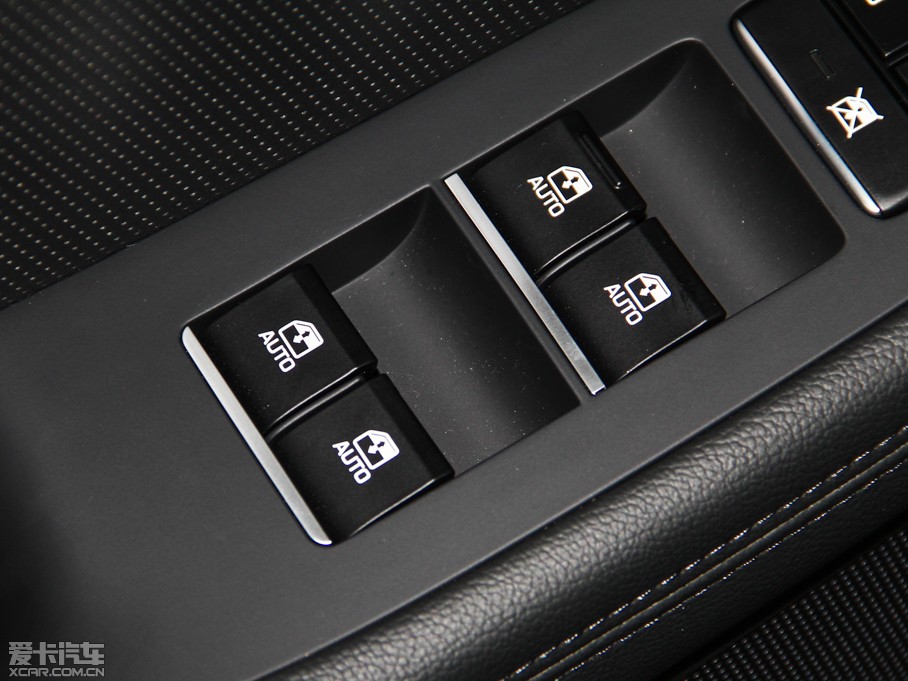 2015ݶ˹ 3.0GDi AWD A