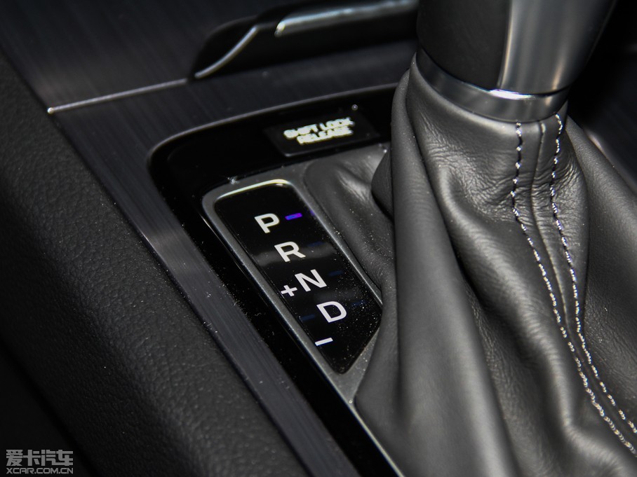 2015ݶ˹ 3.0GDi AWD A