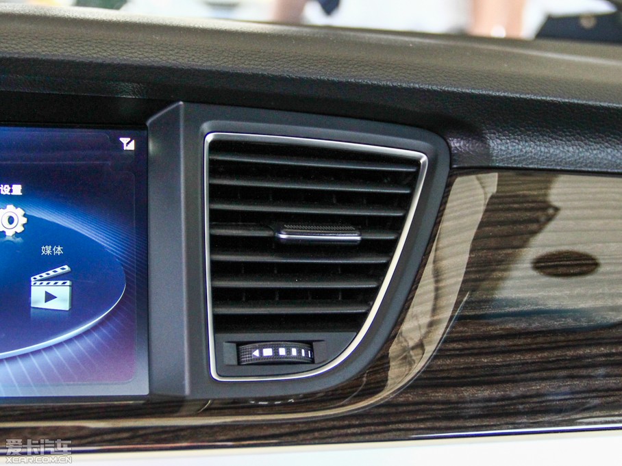 2015ݶ˹ 3.0GDi AWD A