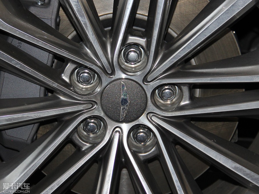 2015ݶ˹ 3.0GDi RWD Ş