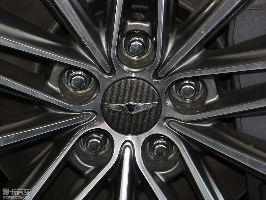 2015ݶ˹ 3.0GDi RWD Ş