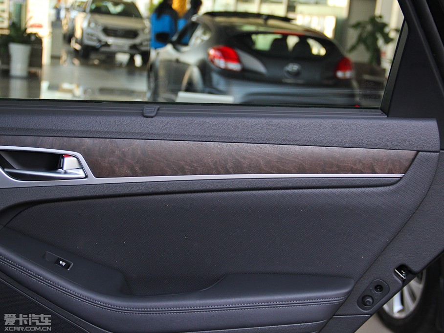 2015ݶ˹ 3.0GDi RWD Ş