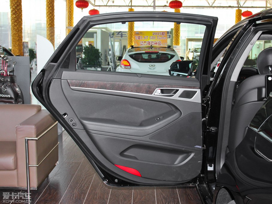 2015ݶ˹ 3.0GDi RWD Ş