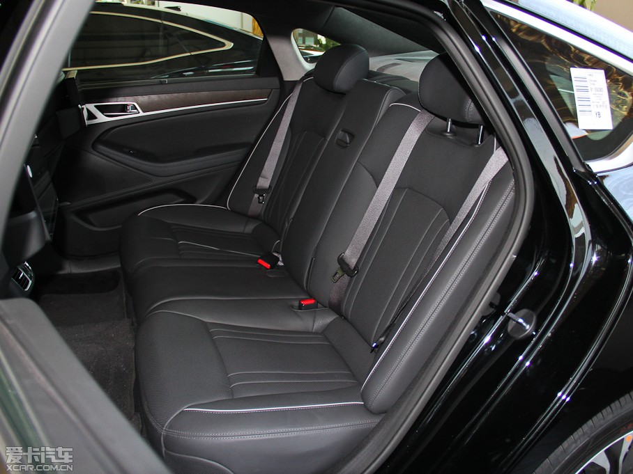 2015ݶ˹ 3.0GDi RWD Ş