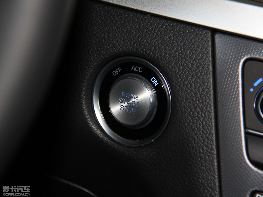 2015ݶ˹ 3.0GDi RWD Ş