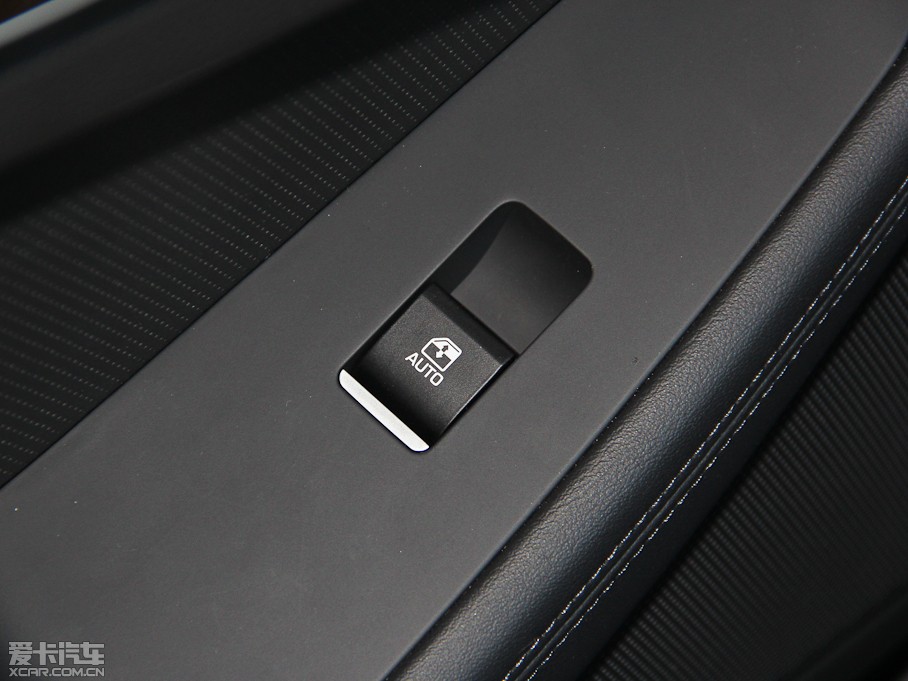 2015ݶ˹ 3.0GDi RWD Ş