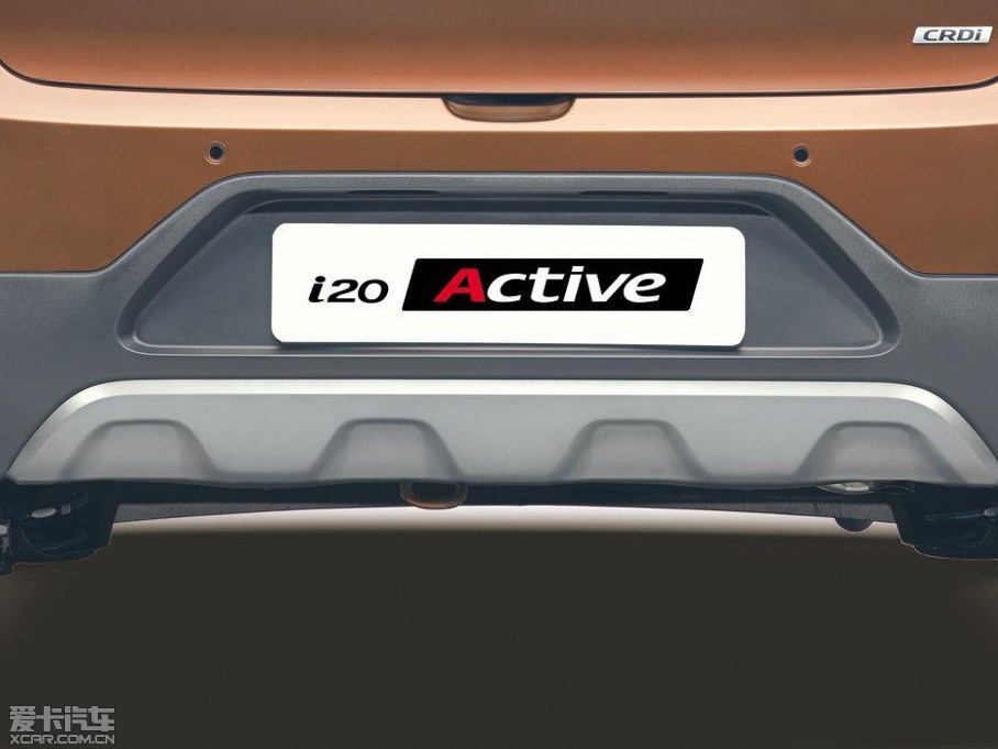2015��i20 Active