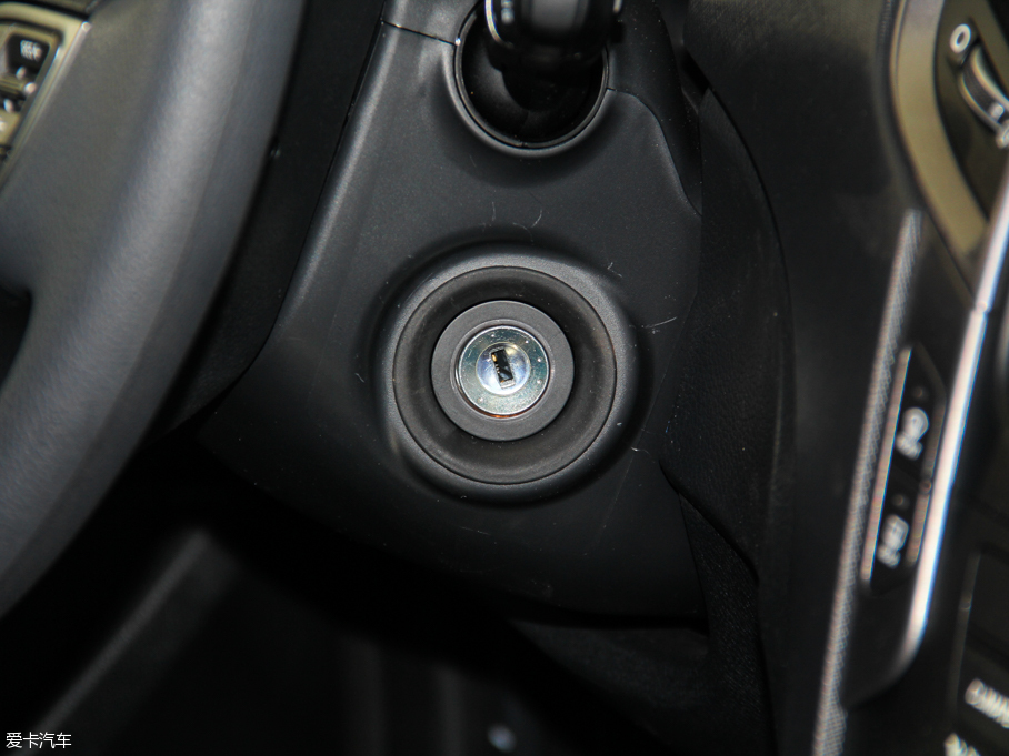 2015Խ 2.0T 7(q)I(lng)Ȱ