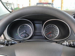 2015款2.0T 7座两驱领先版 仪表