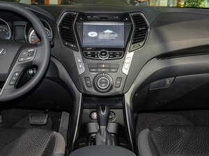 2015款2.0T 7座两驱领先版 中控台