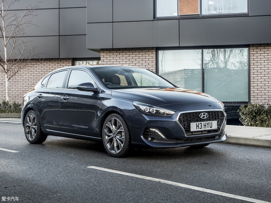 2018��i30(����) Fastback