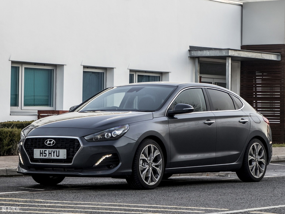 2018��i30(����) Fastback